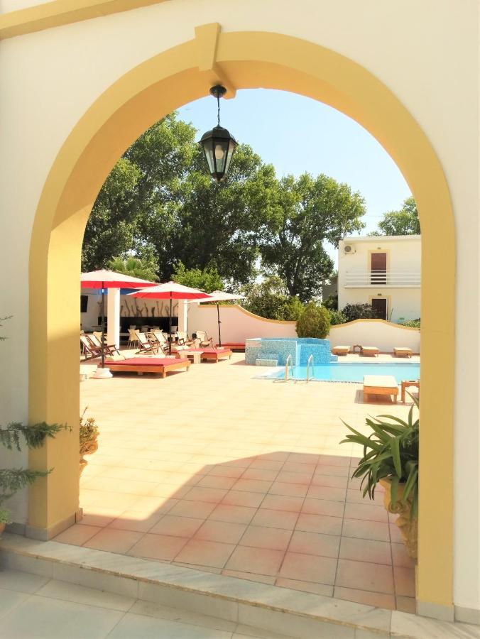 Oasis Beach Club Кавос Экстерьер фото